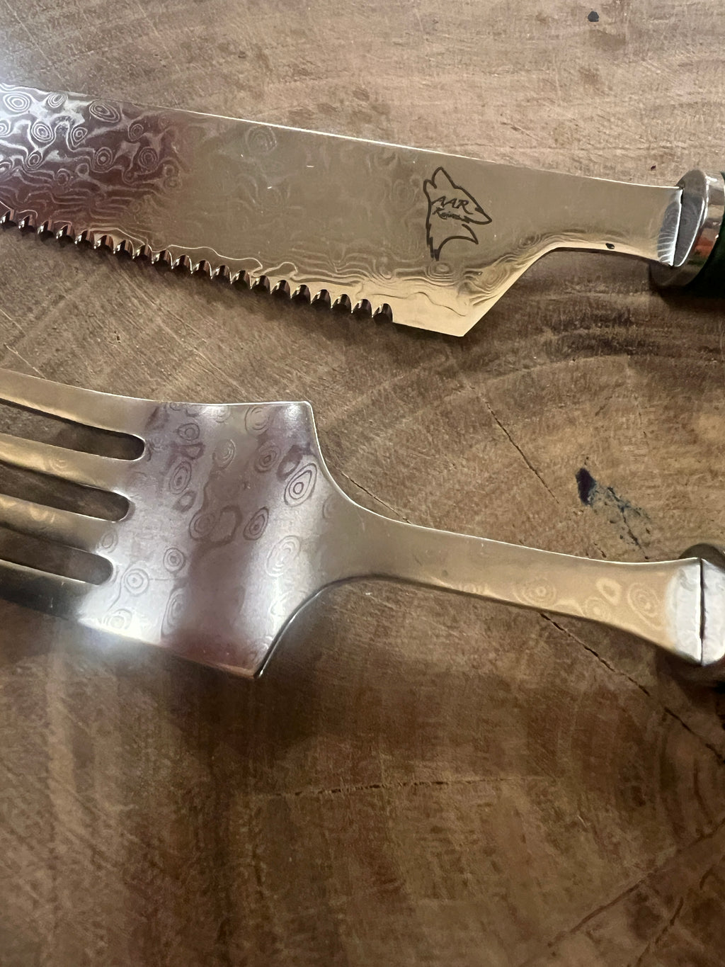 Custom bestik